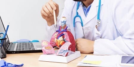 neumologo-especialista-en-fibrosis-pulmonar